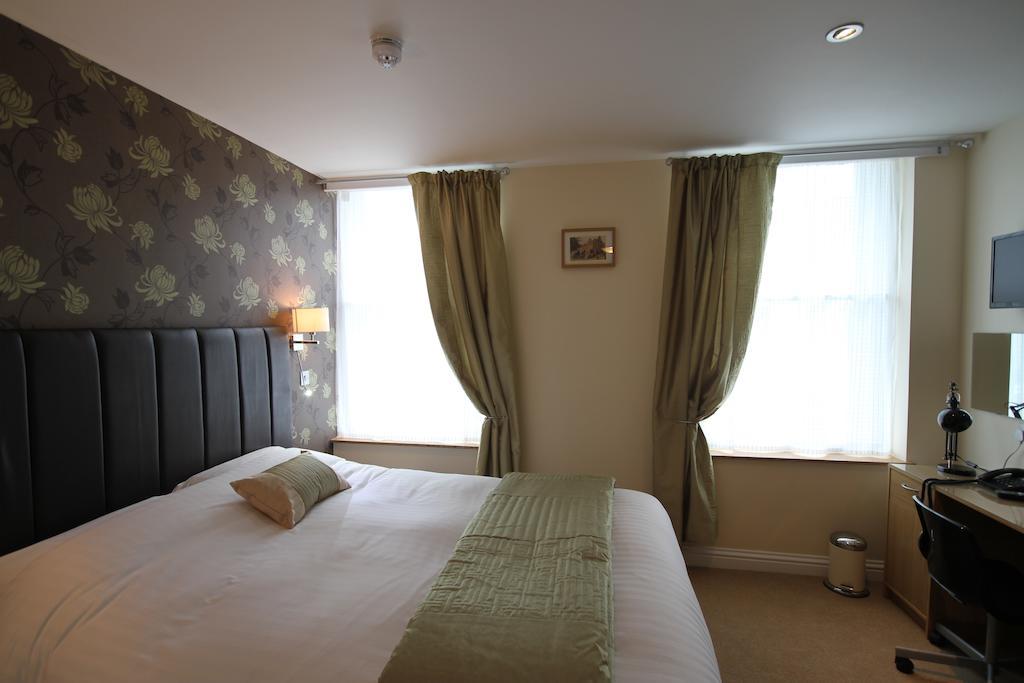 The Lion Hotel Blaenavon Δωμάτιο φωτογραφία